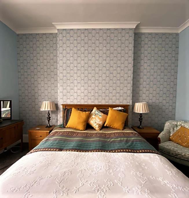 St John'S Flat Spacious Accomodation Dalry  Dış mekan fotoğraf