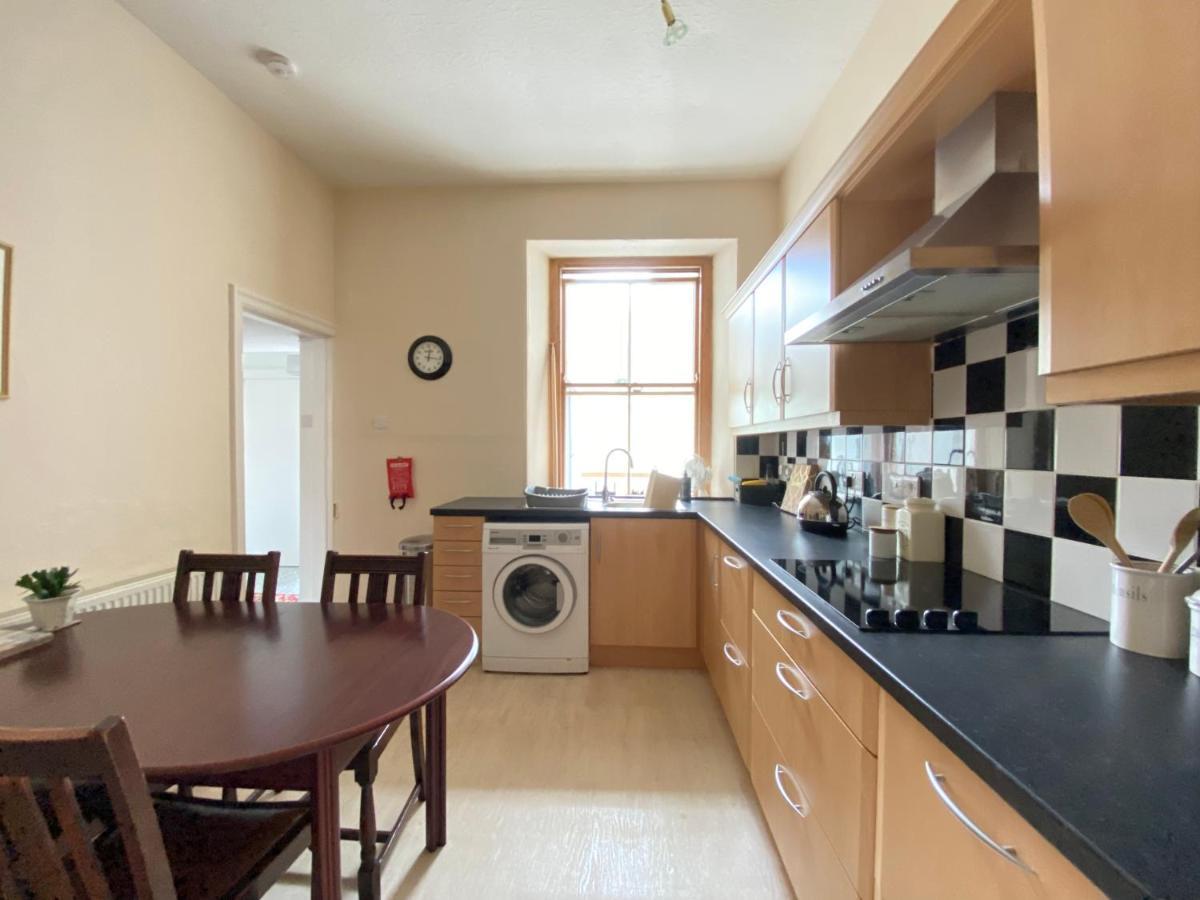St John'S Flat Spacious Accomodation Dalry  Dış mekan fotoğraf